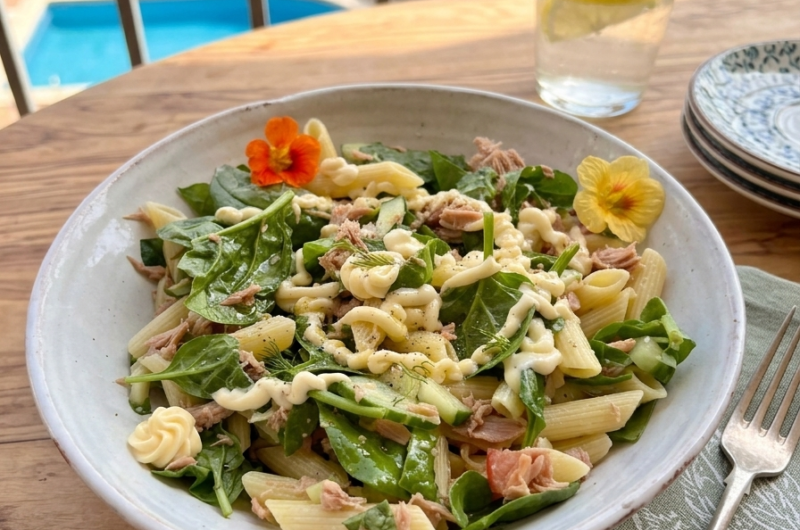 Creamy Summer Pasta Salad with Tuna and Fresh Green