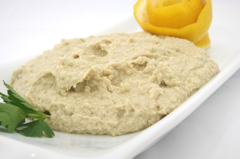 Easy Homemade Hummus