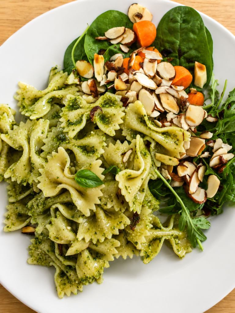 Pesto and Arugula Salad with roasted almonds