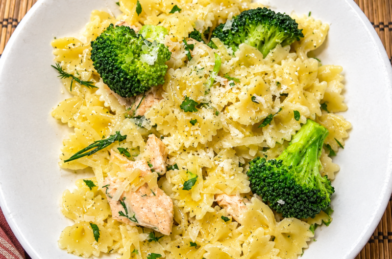Easy Salmon and Broccoli Pasta